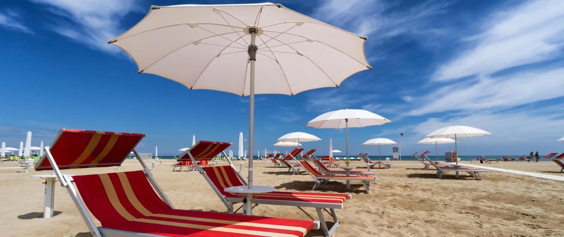 Hotel Ricci Римини Экстерьер фото